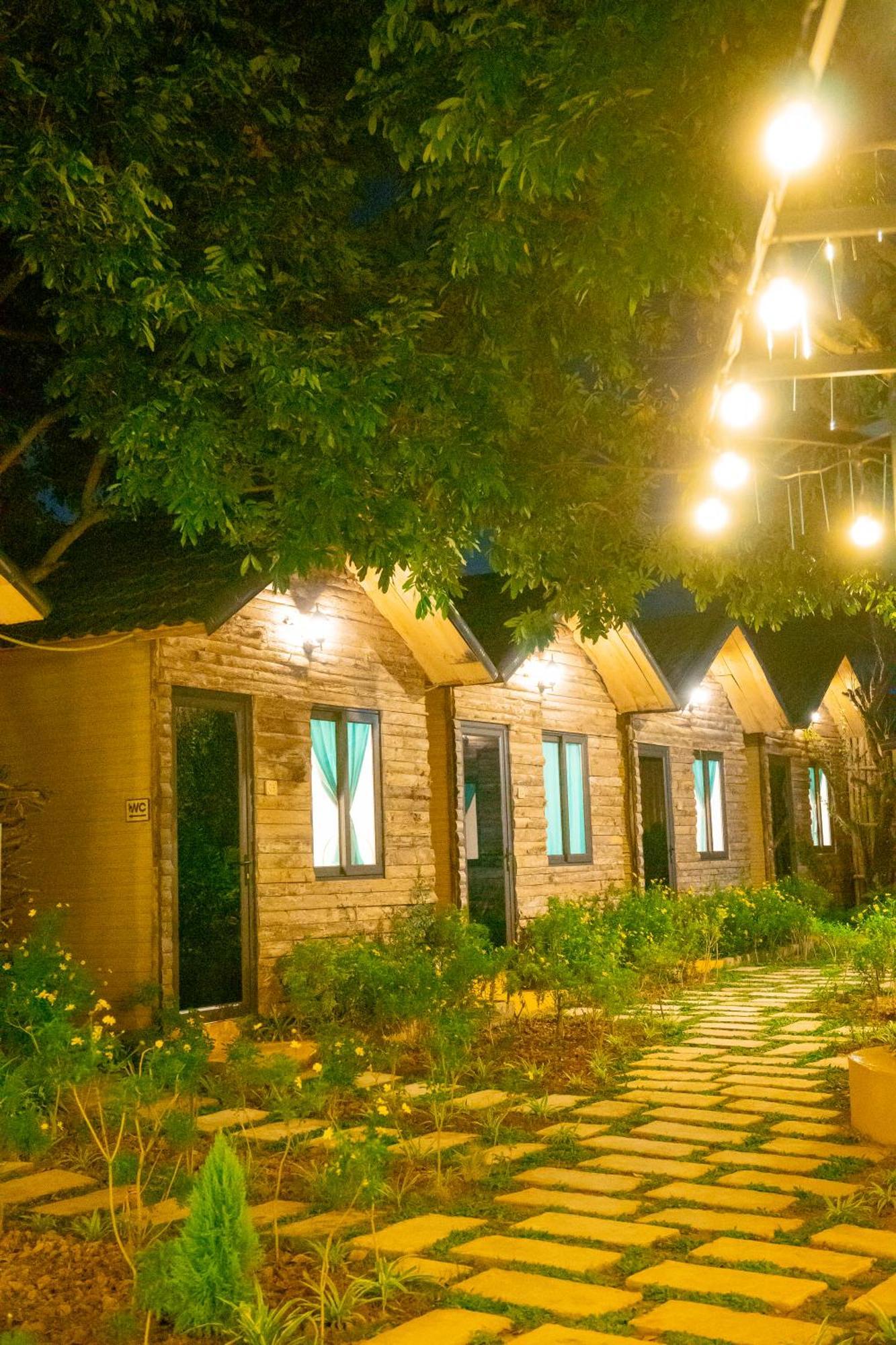 Mocha House Hotel Lang Mon Buitenkant foto
